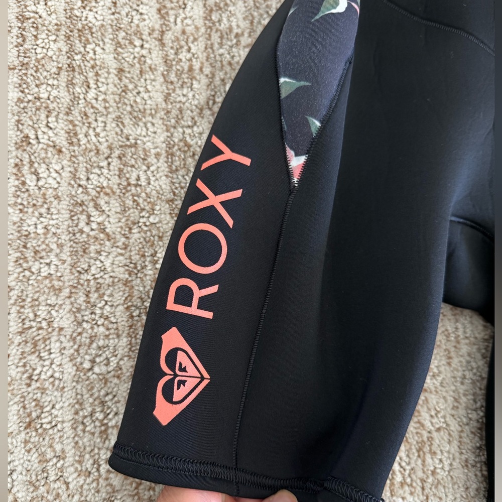 Girls Roxy synchro 2:2 2mm springsuit size 12 - Picture 4 of 8
